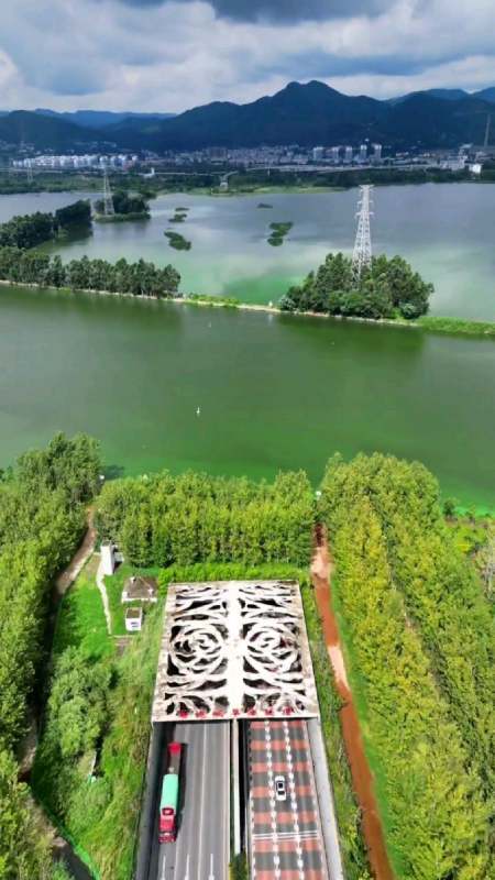 云南昆明南绕城草海隧道:天空之镜为你解析,你驱车走过几次?-度小视