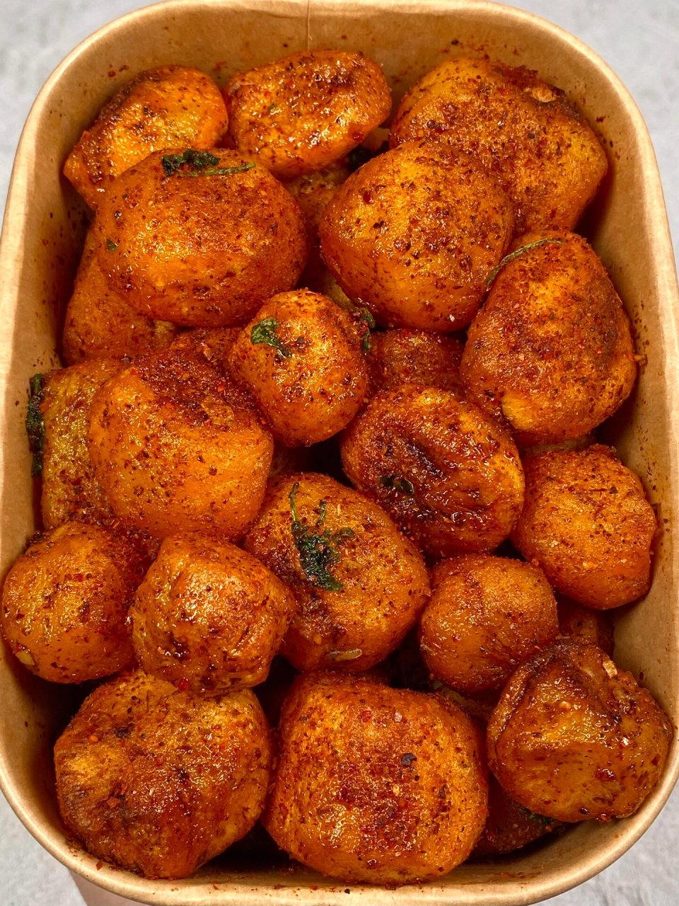 小土豆炸的焦焦脆脆 香辣入味 外酥里糯 食材:小土豆