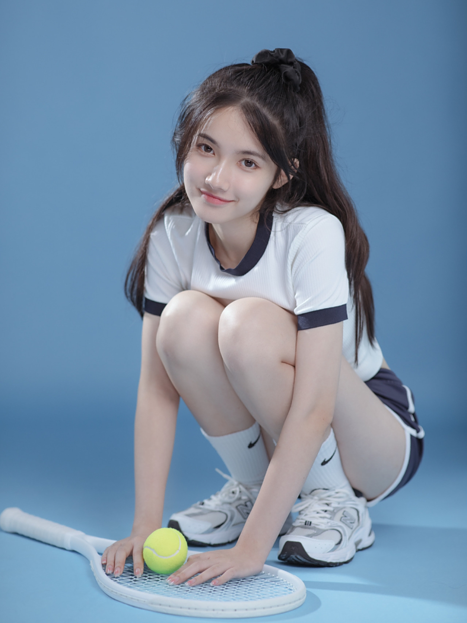 小姐姐的网球装扮写真,太清纯好看了!