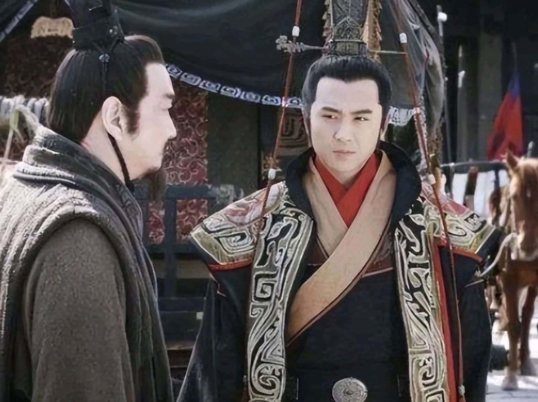 公元370年,前秦苻坚将魔爪伸向了年仅十二岁的慕容冲,十四岁的清河