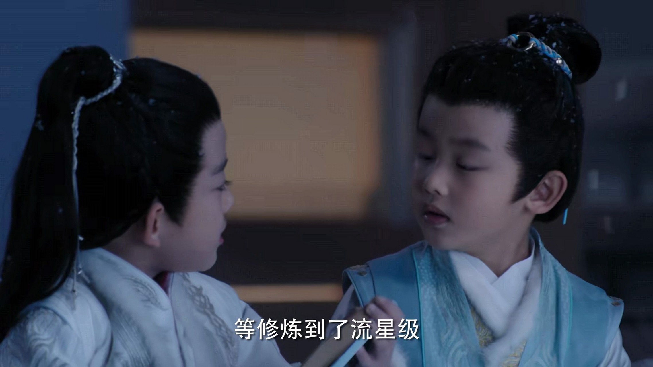 《雪鹰领主》:东伯雪鹰怎么跟青石差不多大?