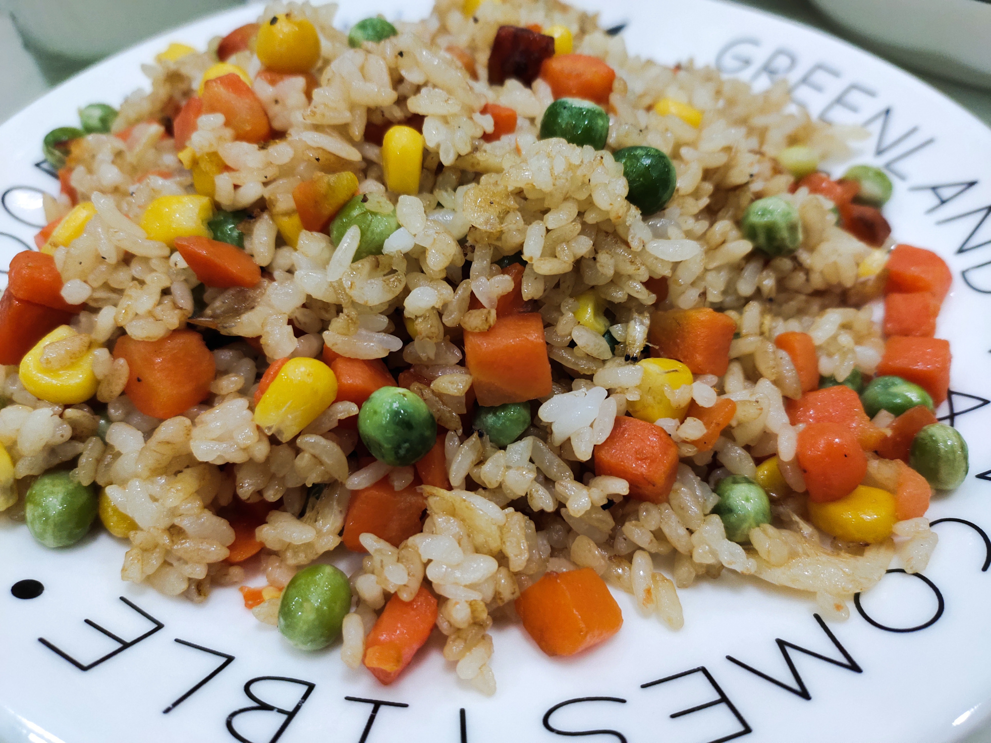 彩色炒饭,做法简单懒人,好吃不怕胖