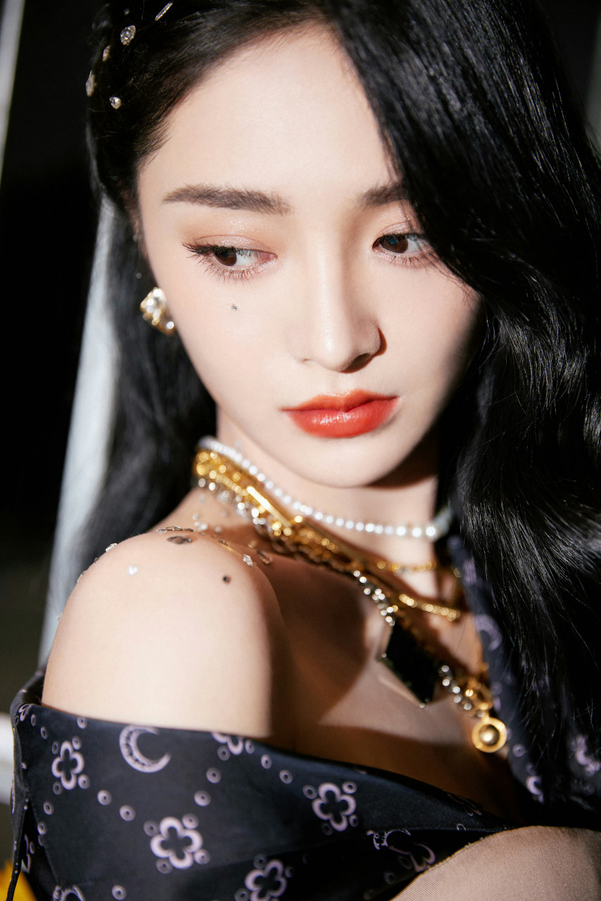 周洁琼  美腿玉足合集