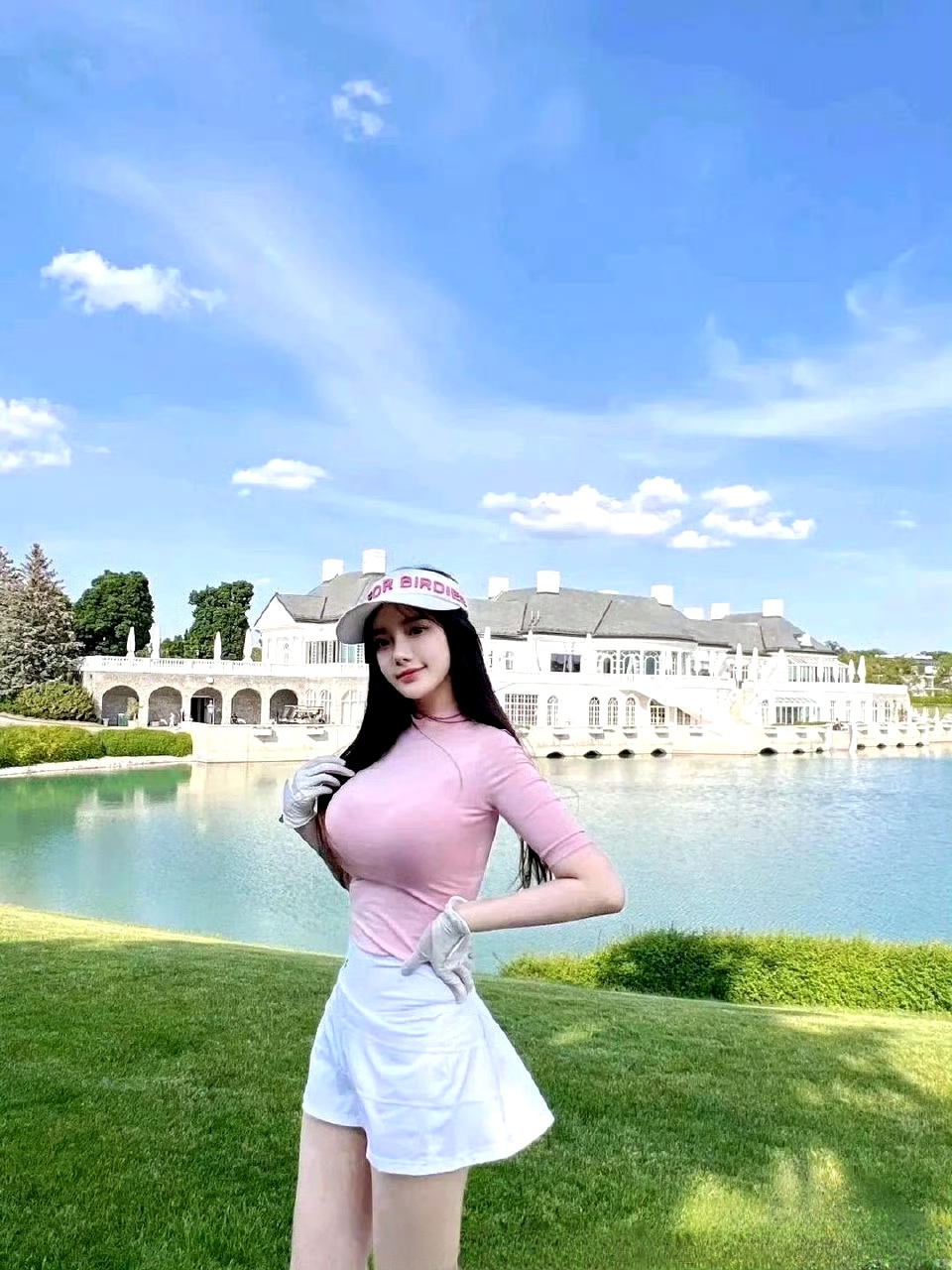 白富美小姐姐的美好时光.#性感美女# #性感好身材# #美女