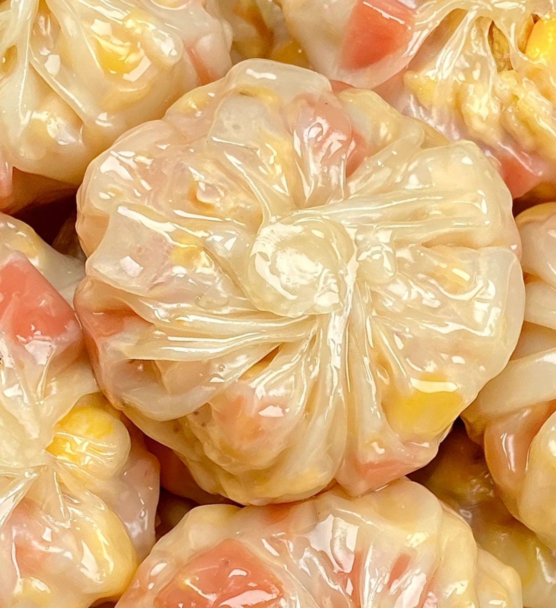 强烈建议做一下这个水晶包,感觉这个素馅包子比肉馅的都好吃,营养丰富