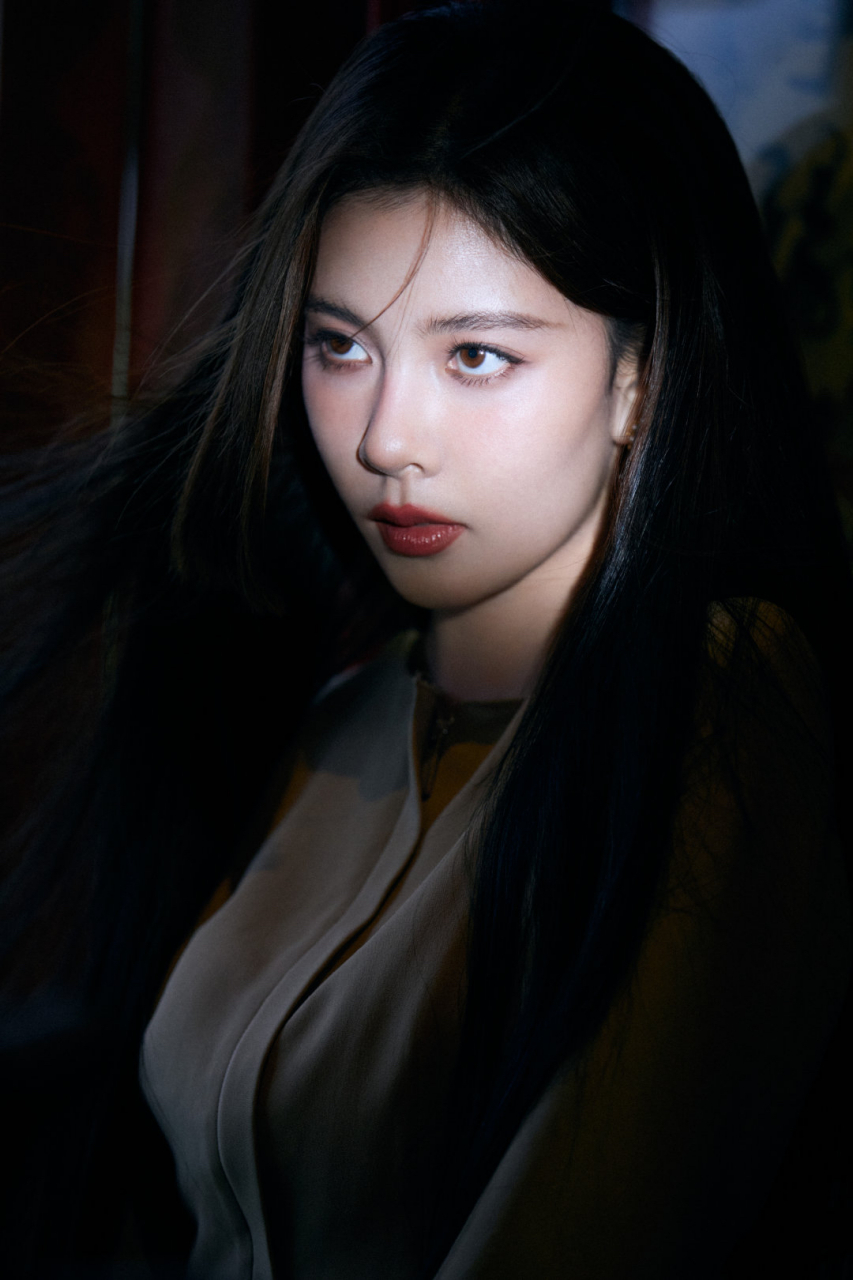 蓝色挂脖的漂亮姐姐,21年时候最好看了[你懂的][你懂的]#宋妍霏