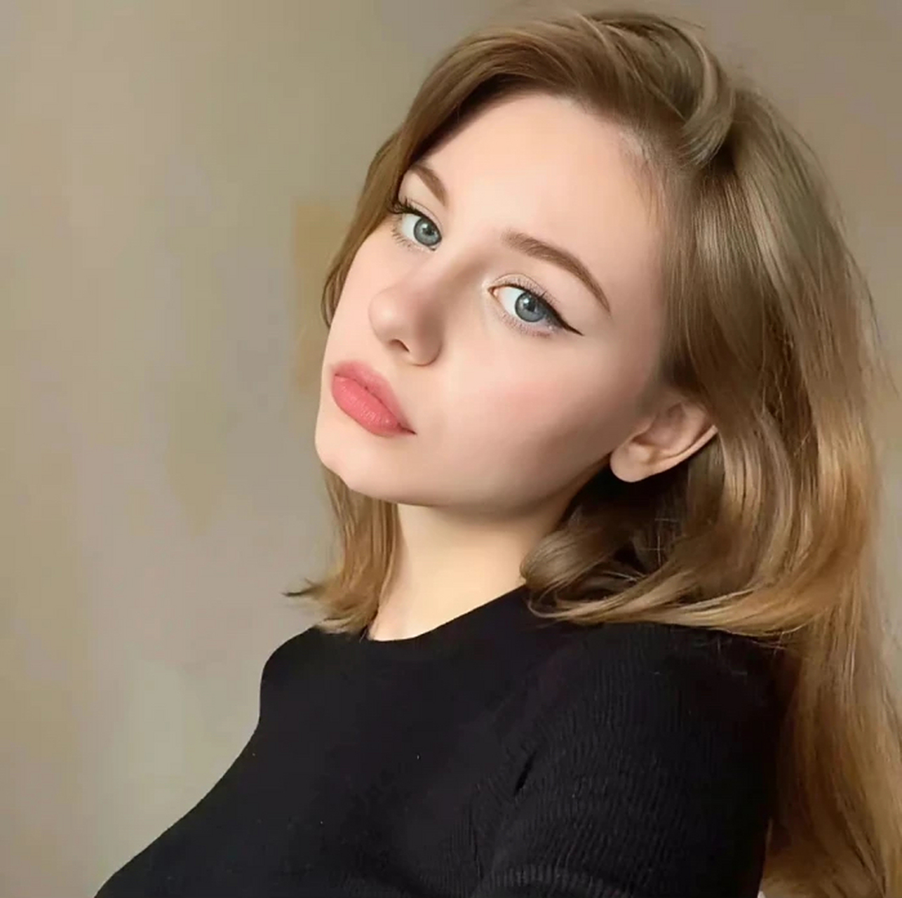 女生头像丨欧美高级感女生头像①
