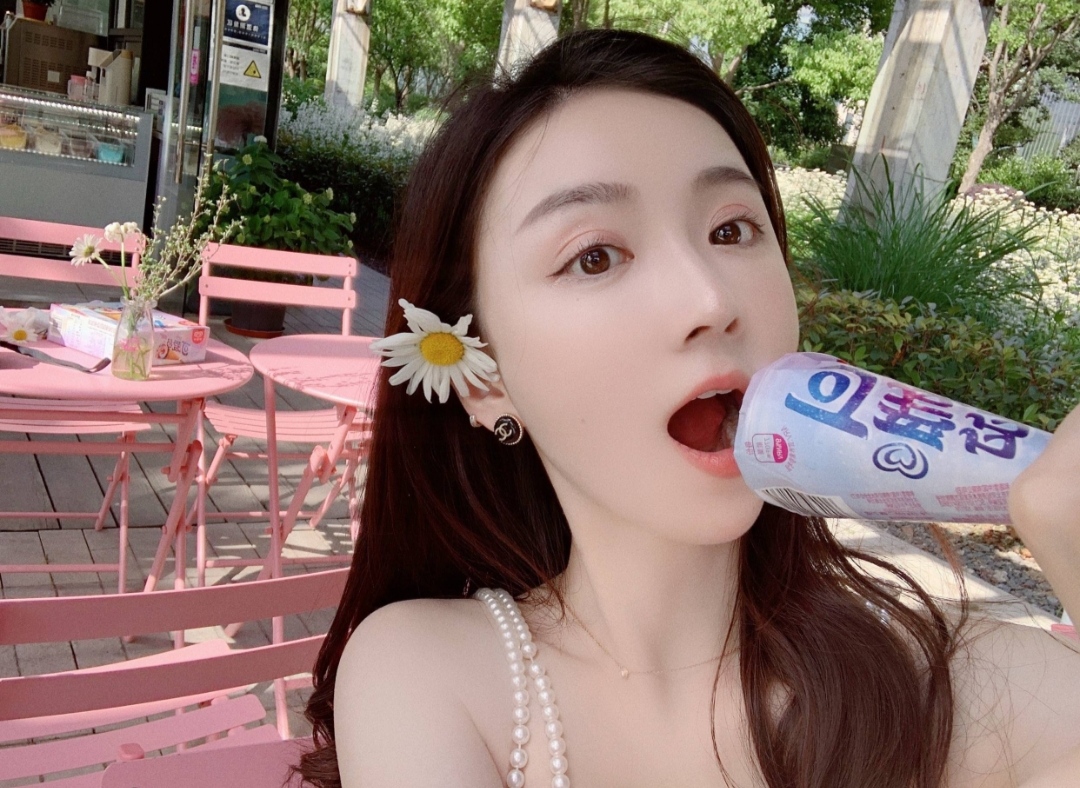 任豪前女友赵温柔私照曝光,皮肤雪白身材劲爆,真是便宜了任豪