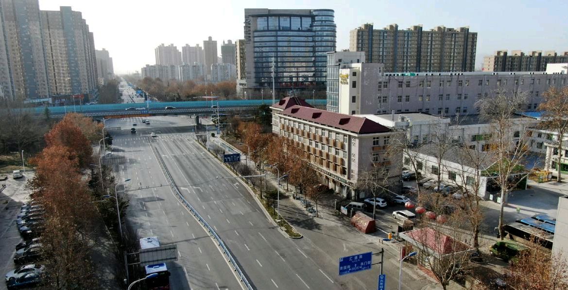 石家庄掉进瓶子里的街道,建设大街