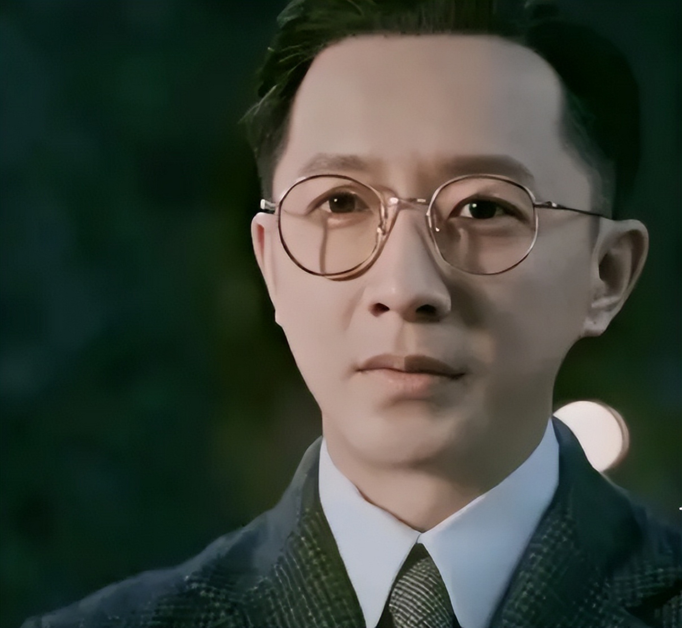 观影过长假#  韩庚,周放,魏大勋,李一桐主演的电视剧《特工任务》