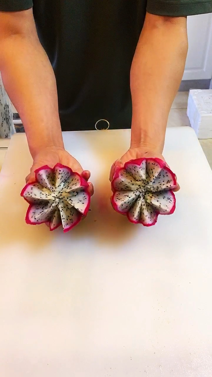 火龙果的高级切法,太好看了吧