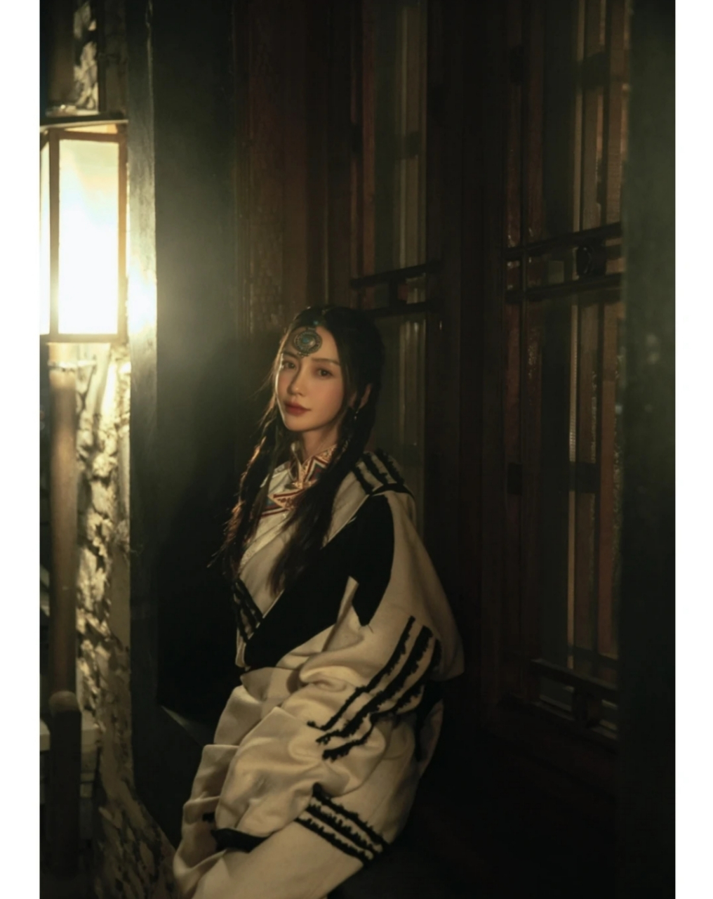 杨颖的藏袍装扮,粉丝觉得怎么样?