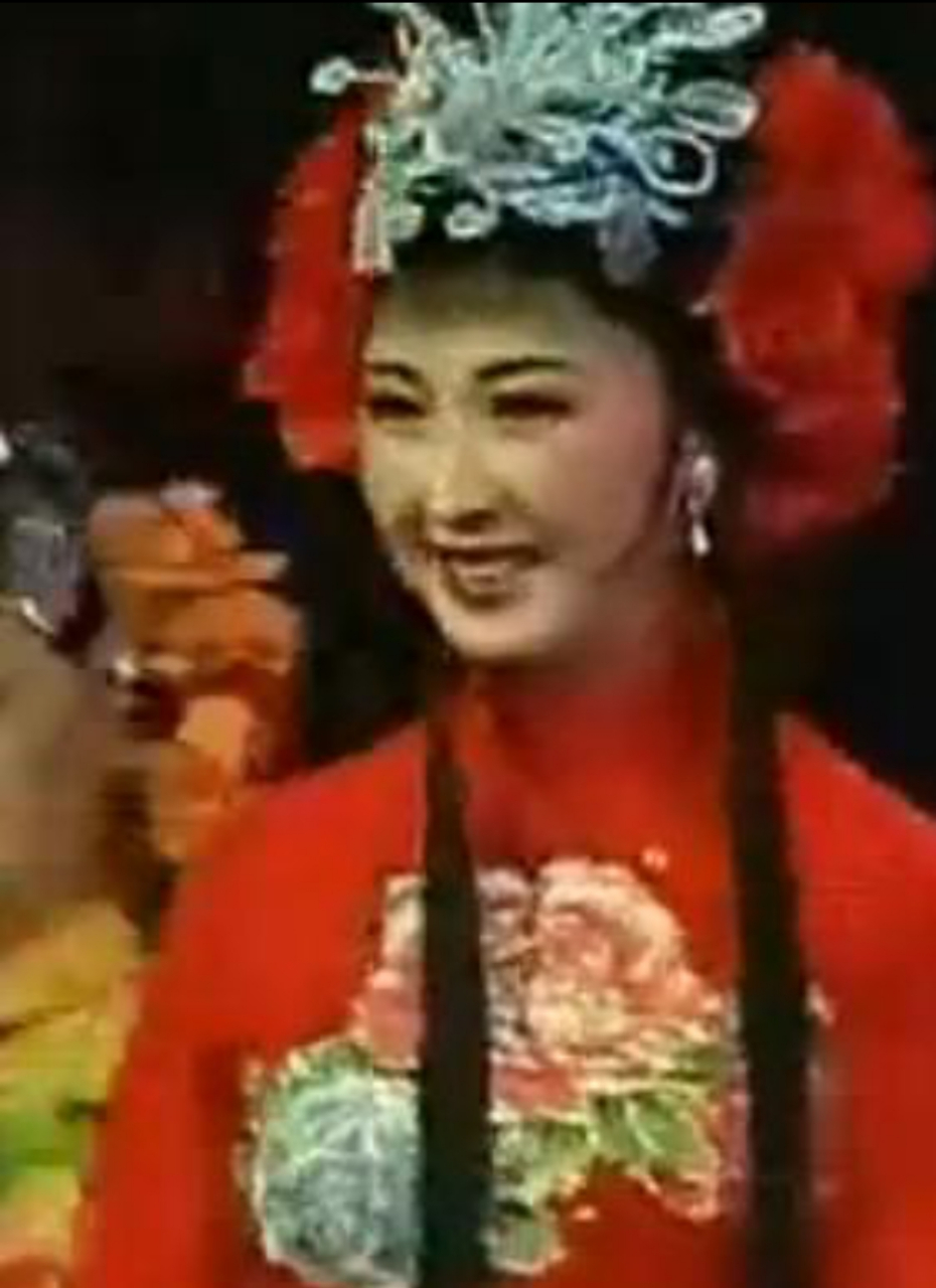 二人转单出头《红月娥做梦 大姑娘上花轿,这可是头一末 红月娥我在
