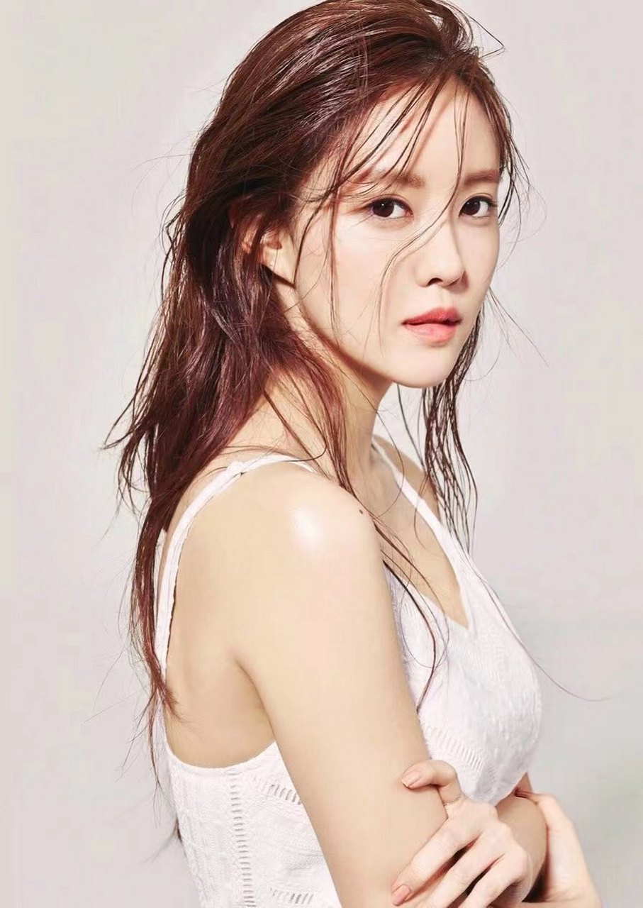 这是韩国美女明星朴孝敏,她的颜值让人惊叹!