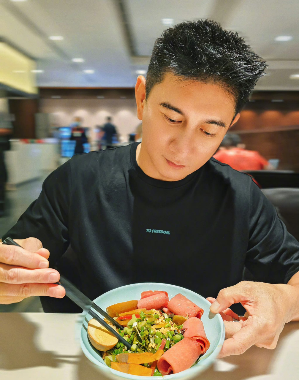 吴奇隆也要好好爱刘诗诗呀#吴奇隆# #刘诗诗