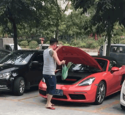 广州人为何酷爱拖孩(拖鞋)?听说广州富豪都爱这样子