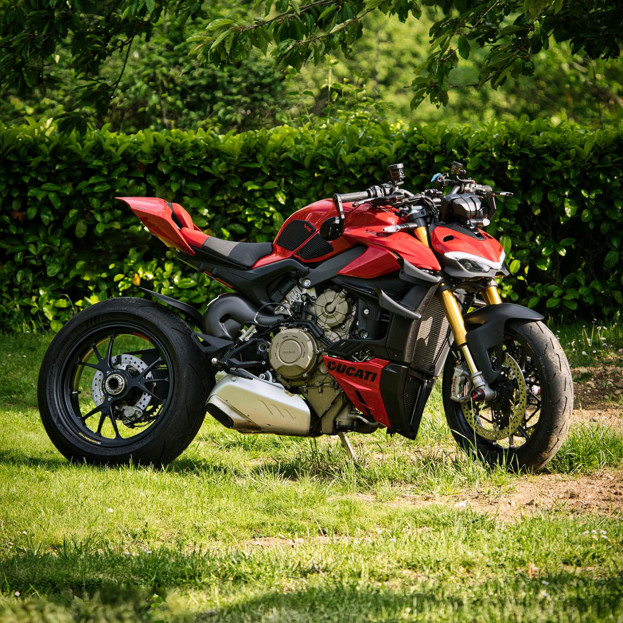 杜卡迪街霸#摩托车