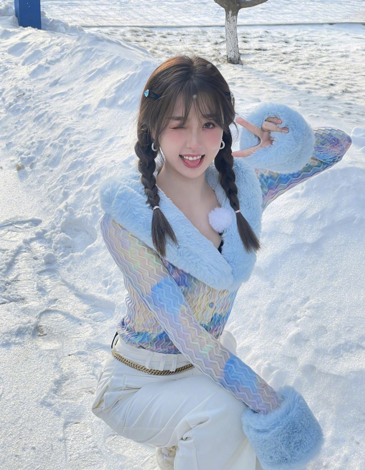 虞书欣晒滑雪照片曝光,网友:太可爱了吧