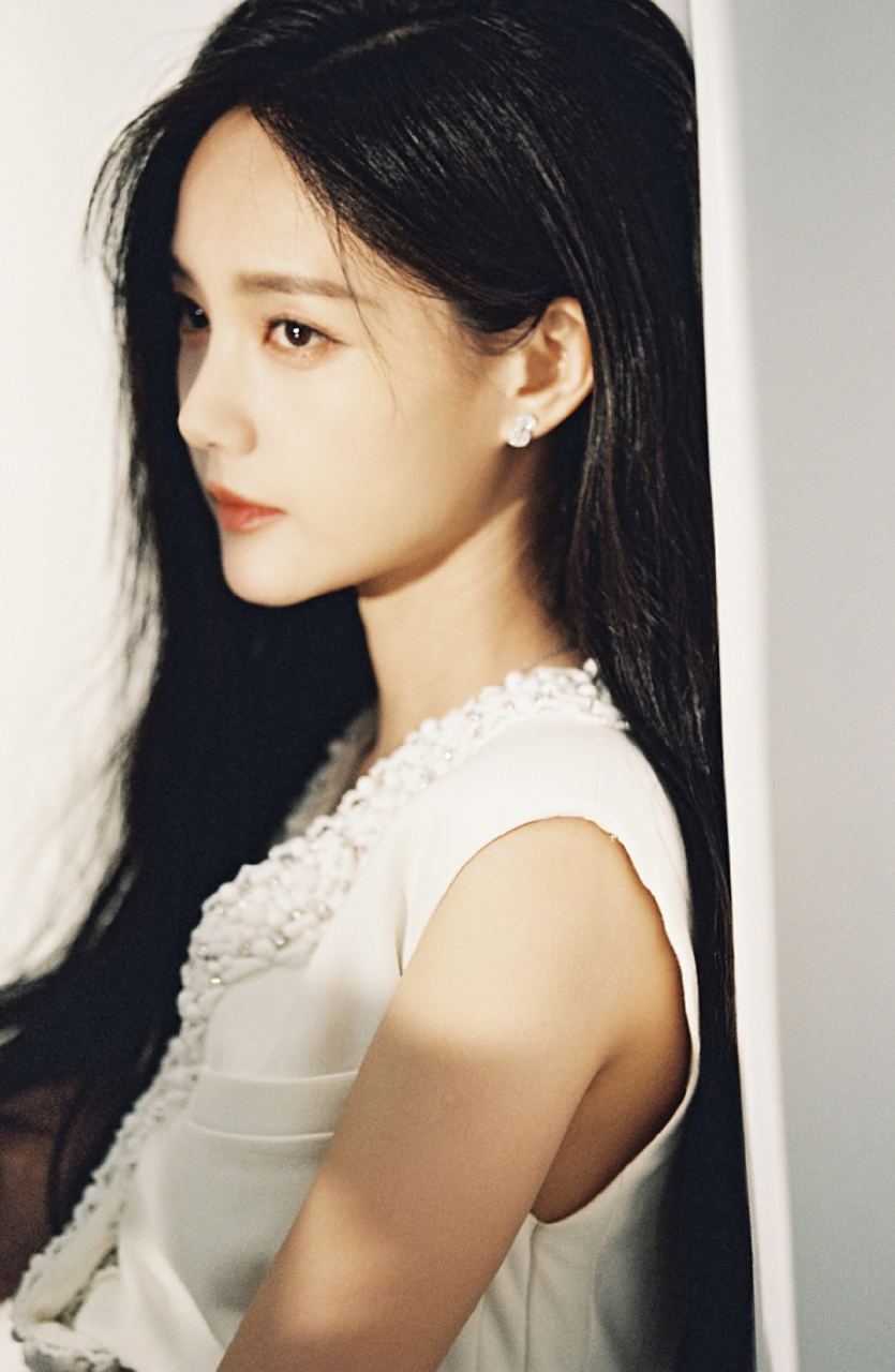 李一桐高清壁纸头像(十九)[鲜花]