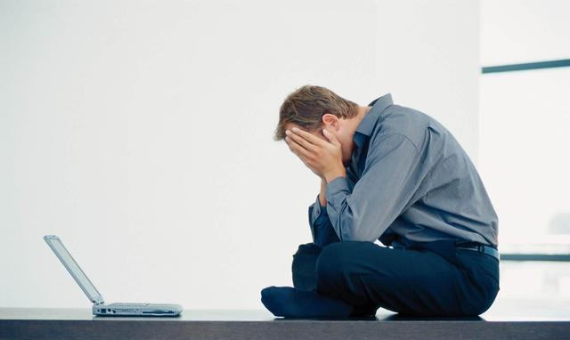 为什么很多人抱怨自己工资低,却又不离职呢?原因很现实