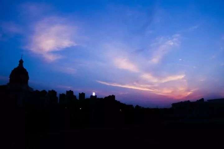 夏日长夜漫画免费阅读 下拉观看 奇妙漫画 夏日长夜漫画免费阅读 下拉观看 奇妙漫画