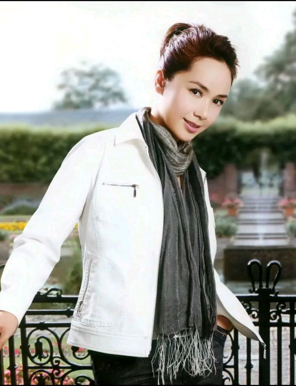 年轻时的蒋雯丽