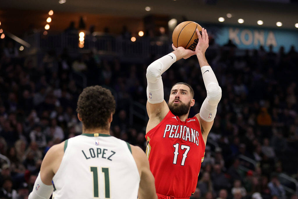 "字母哥"爆砍50分!雄鹿主场大胜鹈鹕取得四连胜!