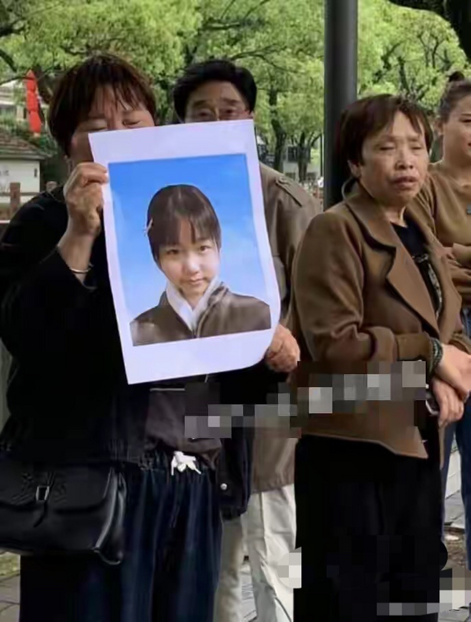 近日,宁波庄桥中学发生了一起令人痛心的校园霸凌事件,一名女生因无法