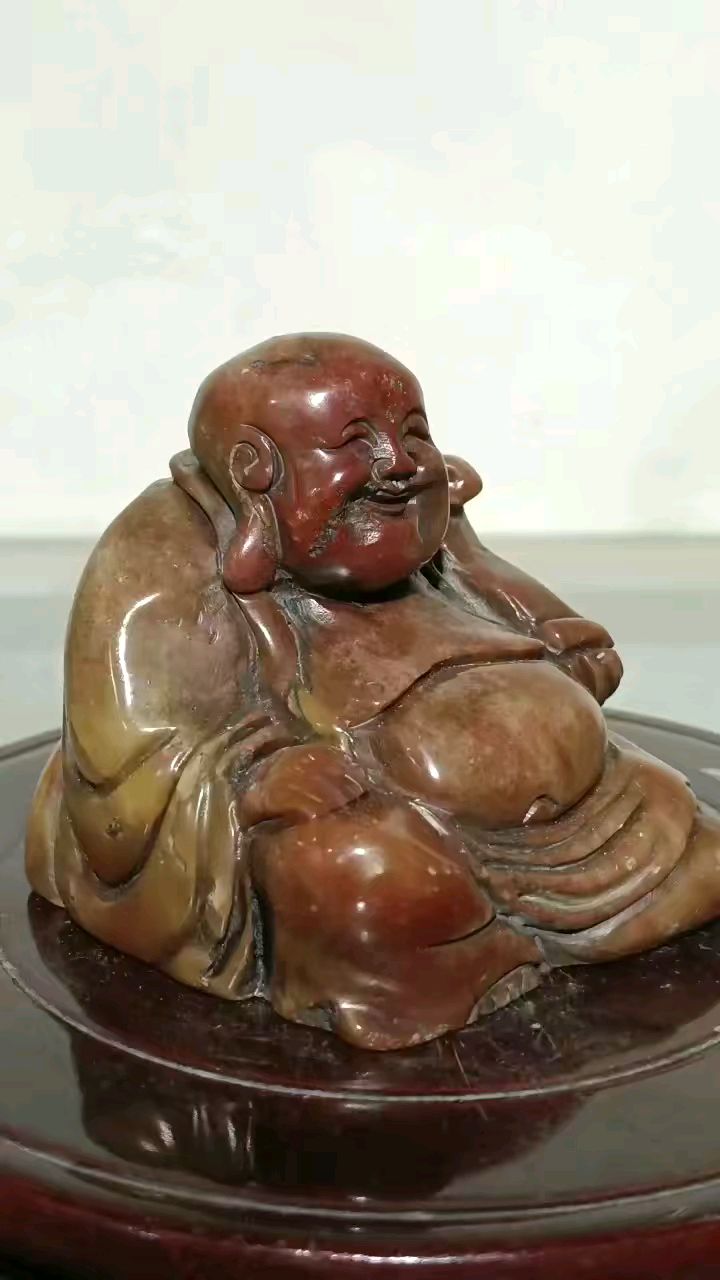 清代寿山石弥勒佛一尊 高6.8厘米 5