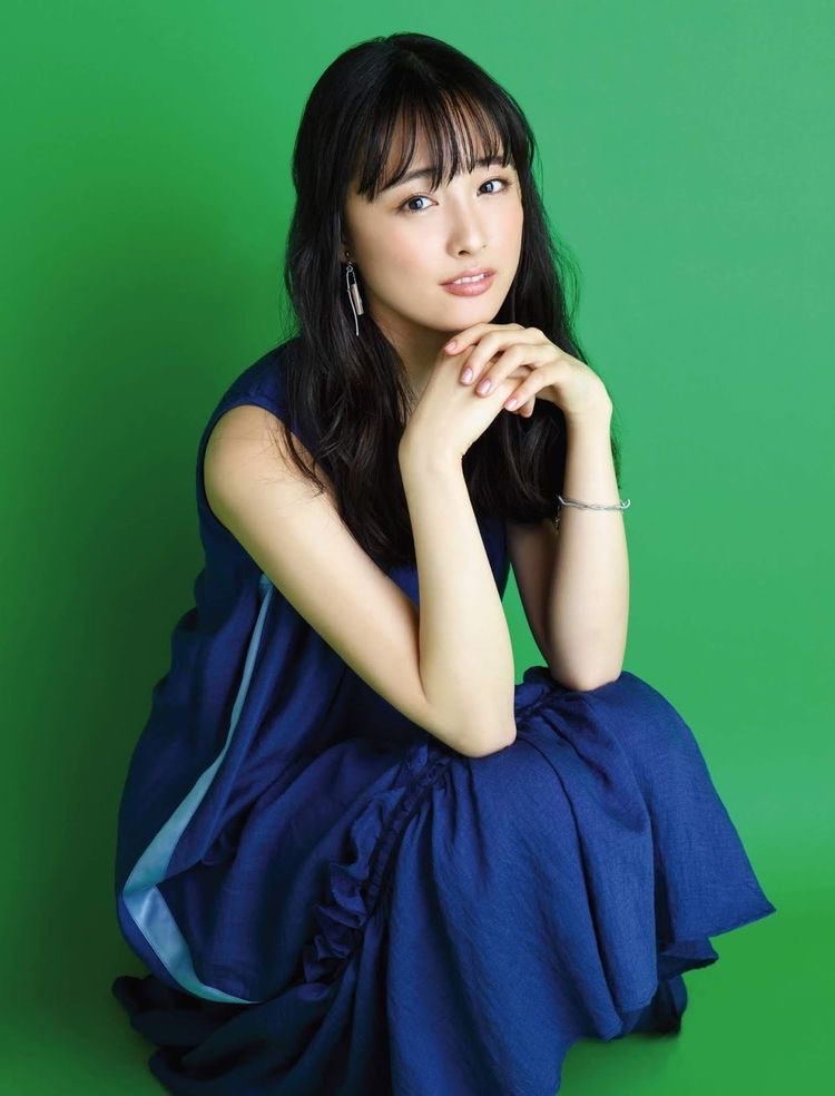 大友花恋的懵懂眼神,唤醒了多少人青春的记忆