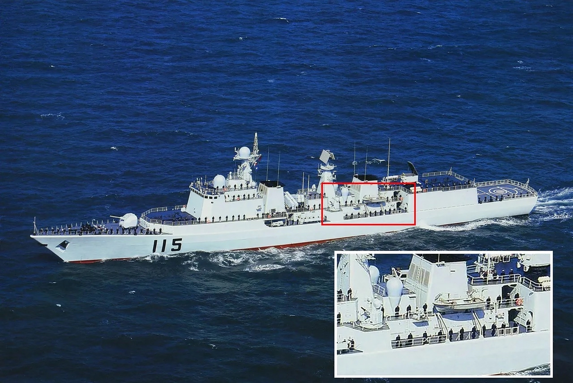 两舰改装略有区别,116舰改装更为彻底.