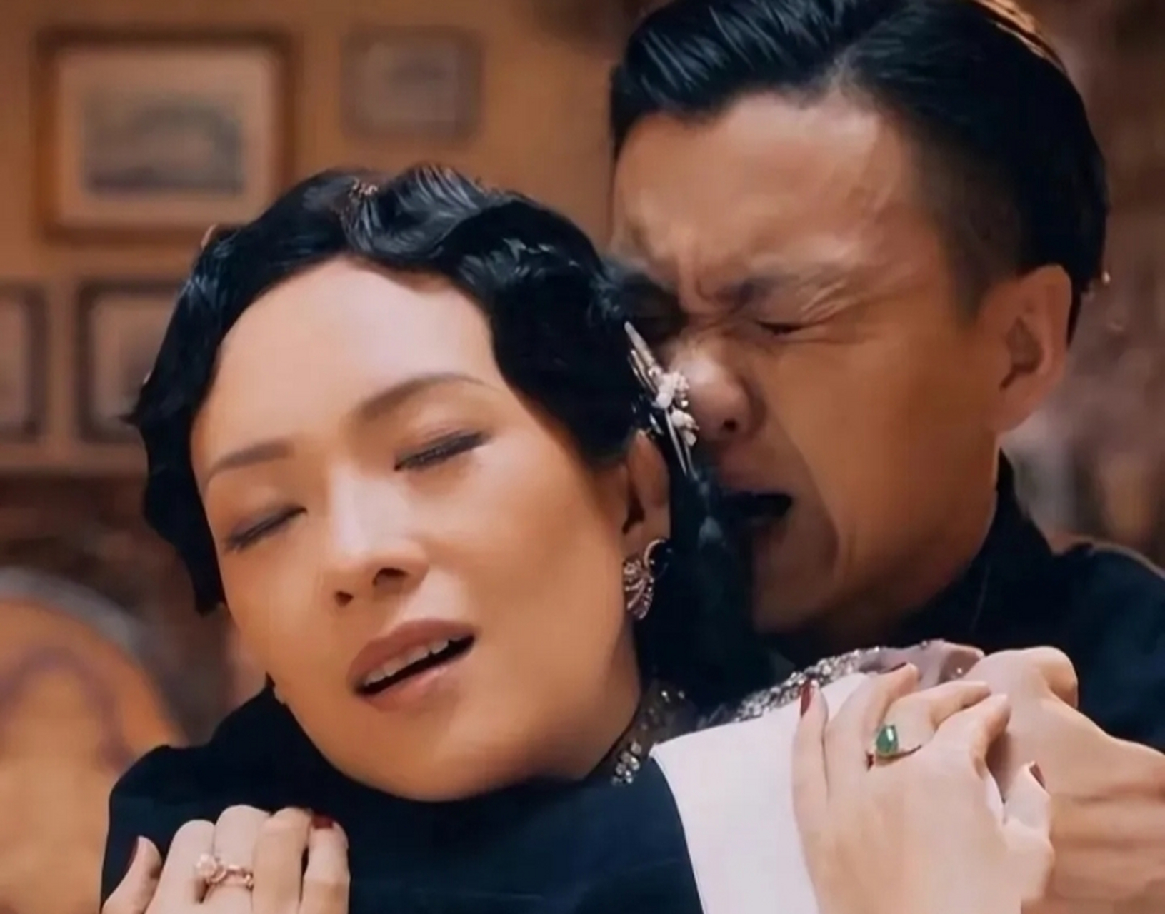 章子怡周一围同框 那画面太虐人了 由此看出 不管章子怡还是周一围