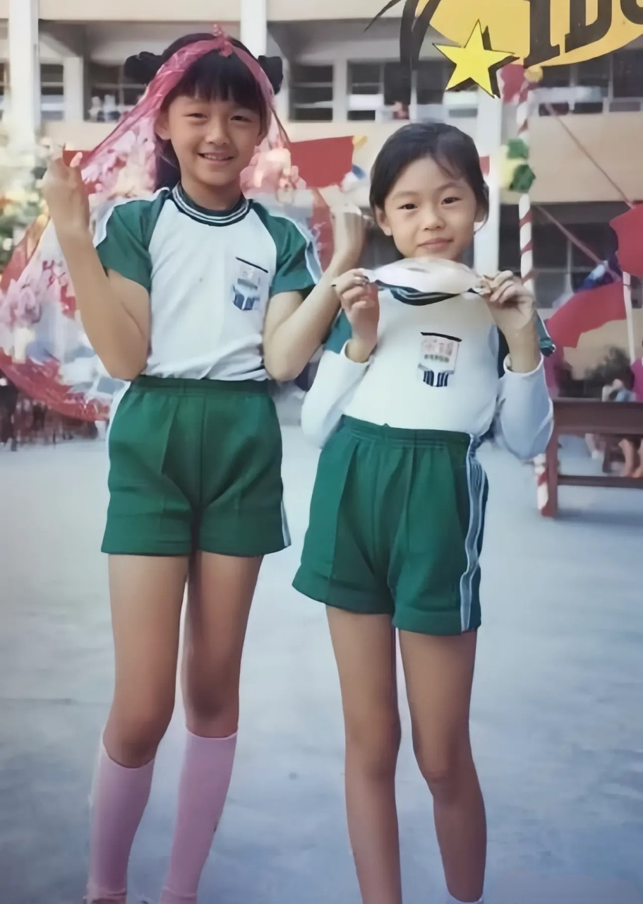 敢相信这是小时候的大小s吗?颜值没有多高啊.