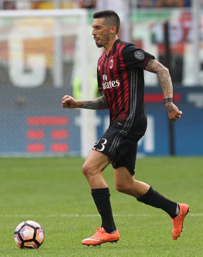 今天是你的生日:阿根廷足球运动员一一何塞·索萨