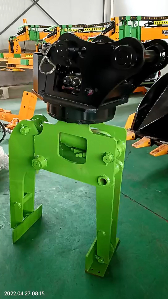 路沿石夹子又名抓石器,抓钢器,夹木机,抓钳器,液压抓,有液压式和机械