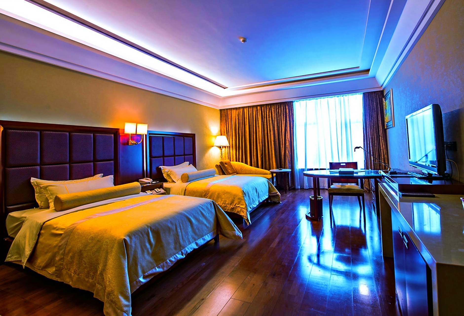 衡阳林隐假日大酒店是衡阳市首家由中,港合资开发的集餐饮,休闲娱乐