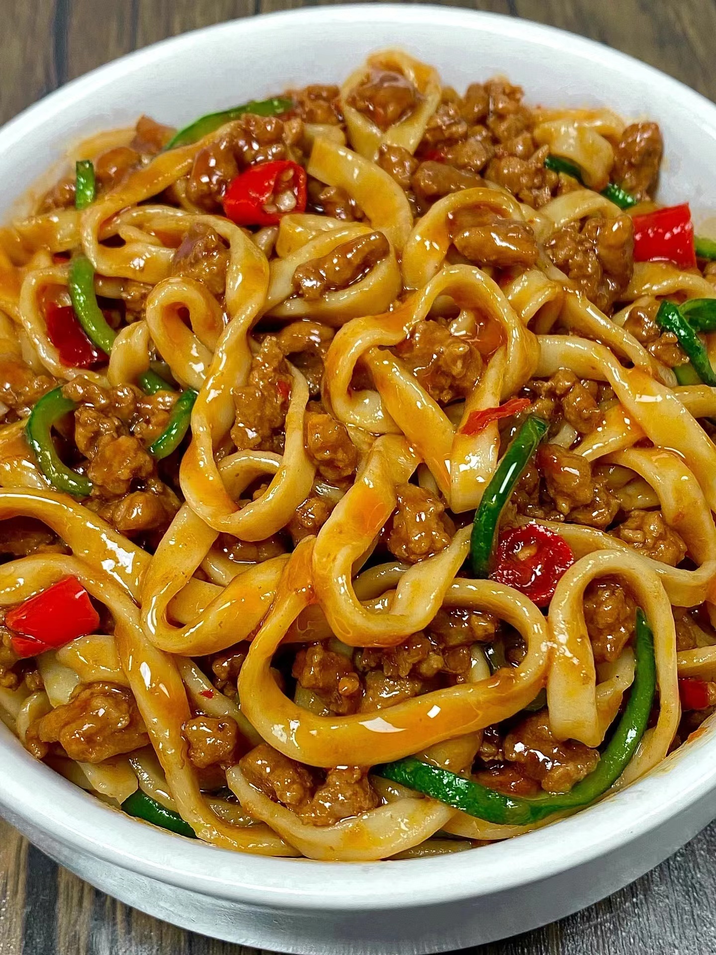 肉末面条怎么做好吃又简单?肉末酱汁面,省时省力,好吃更过瘾!