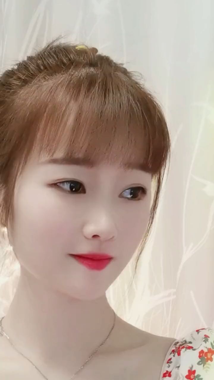 不食人间烟火的仙女小姐姐,太美了!