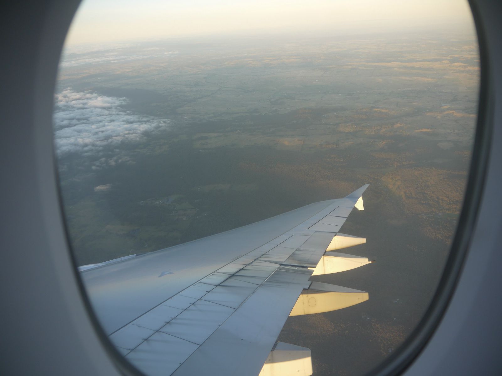 留学女博士瞒报疫情,凭借退烧药"过关",回国确诊后获刑一年