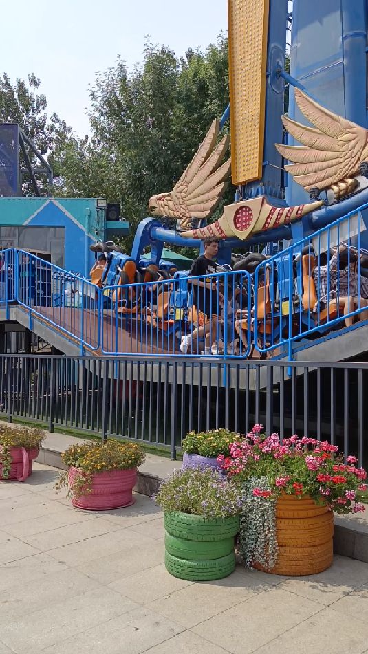 体验欢乐谷x战车