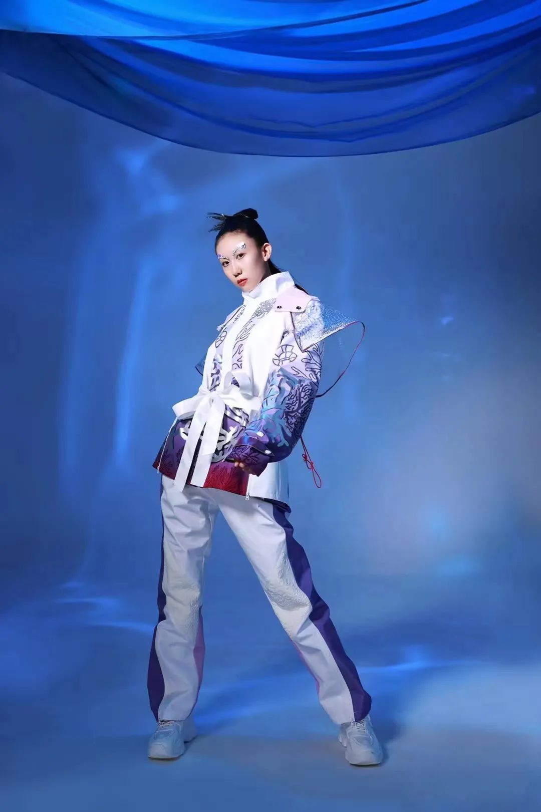 幕起星辰|演员刘一鹤与京东运动用专业品质引领生活