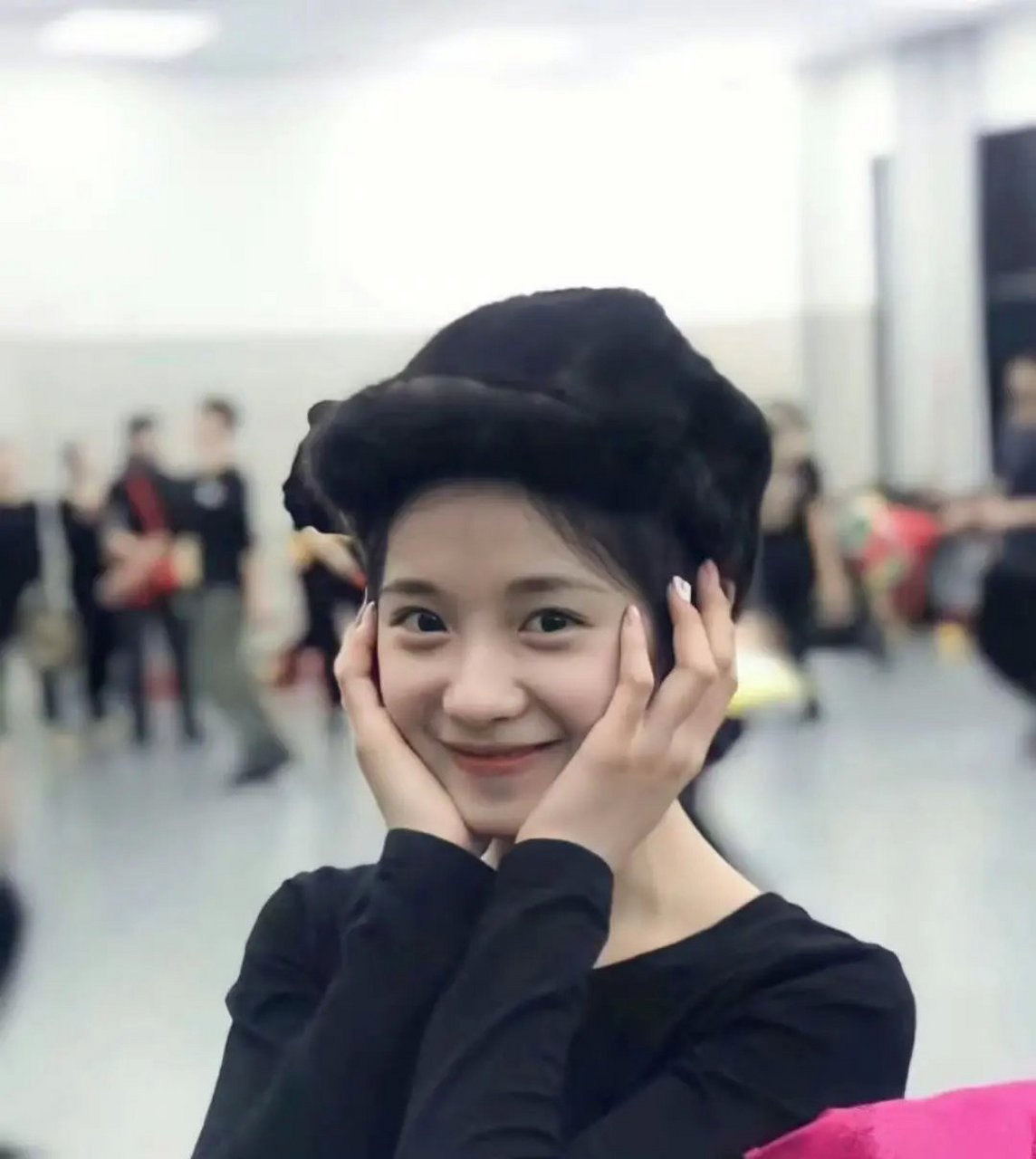 刘浩存早期照,好小的巴掌脸啊 676767