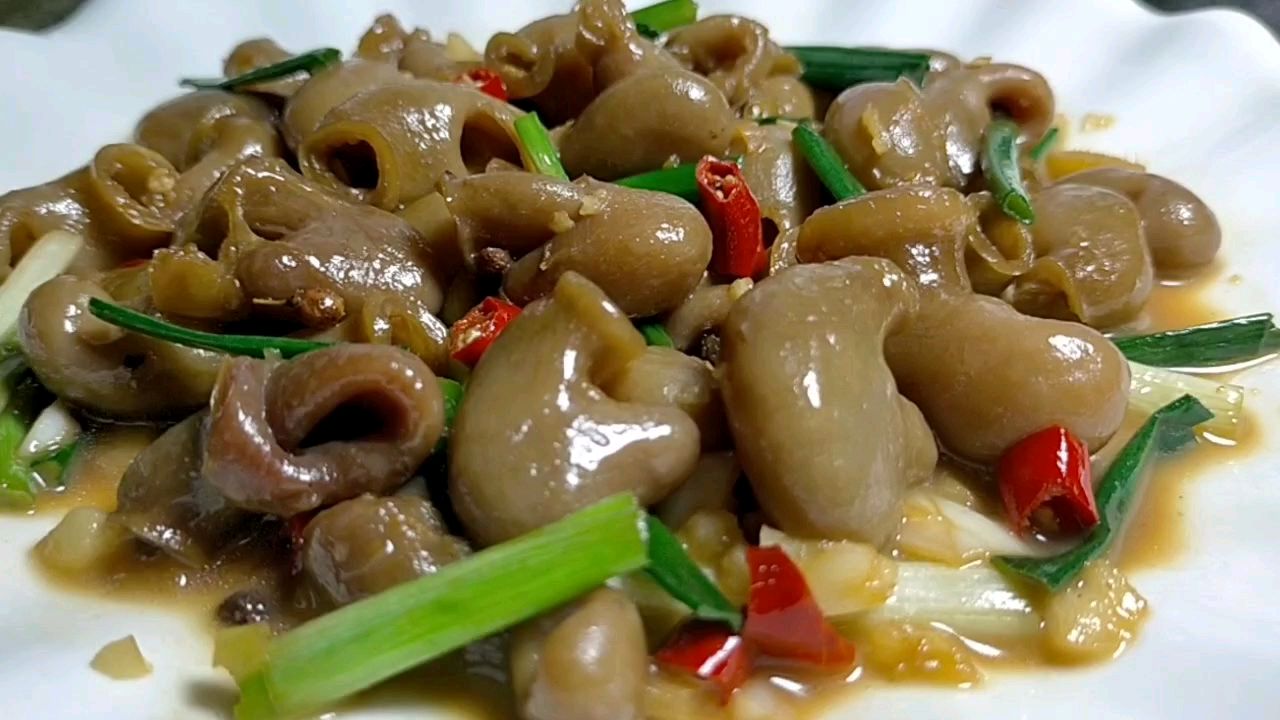 香辣红斑鱼扣,90%的人没吃过,Q弹脆,比猪肚还要好吃