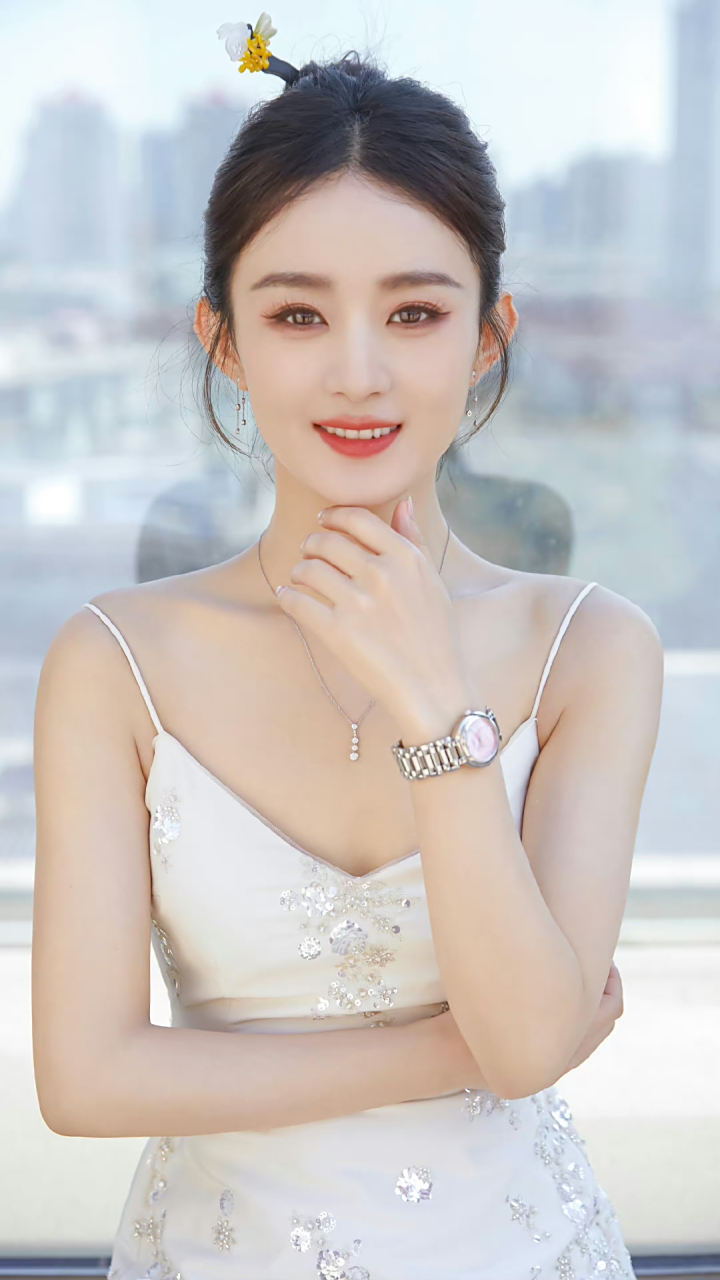 赵丽颖好适合丸子头!