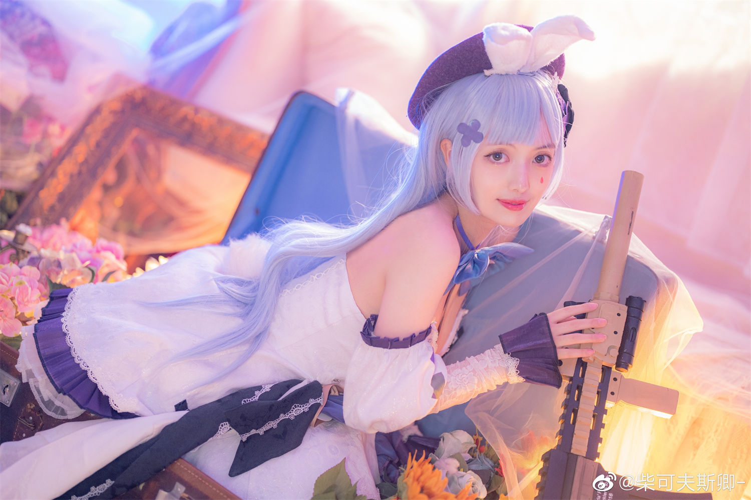 柴可夫斯卿少女前线巧克力篇 ，一位来自微博的天才coser。