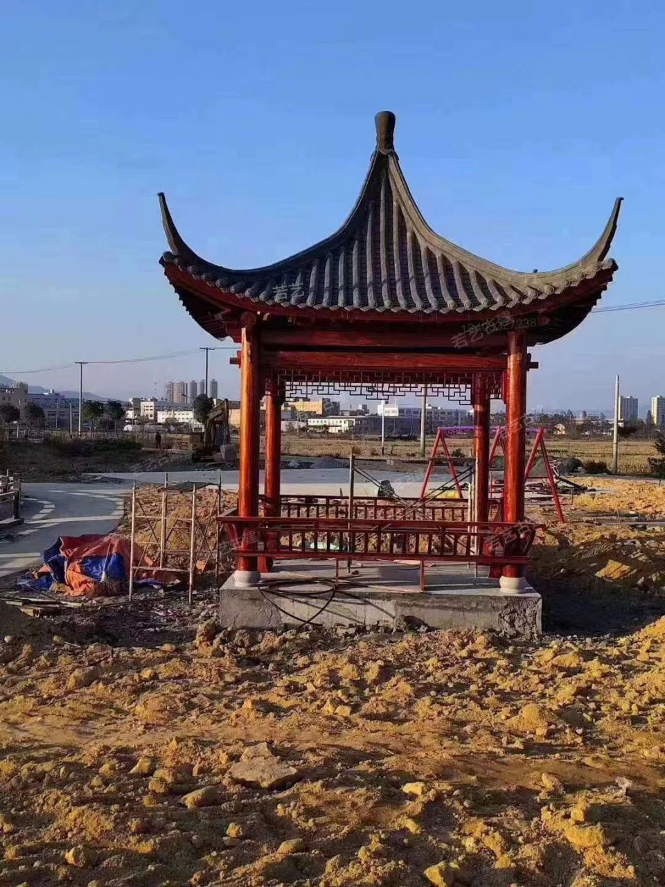 仿古六角凉亭,样式新颖,双层水泥凉亭,更加坚固耐用.