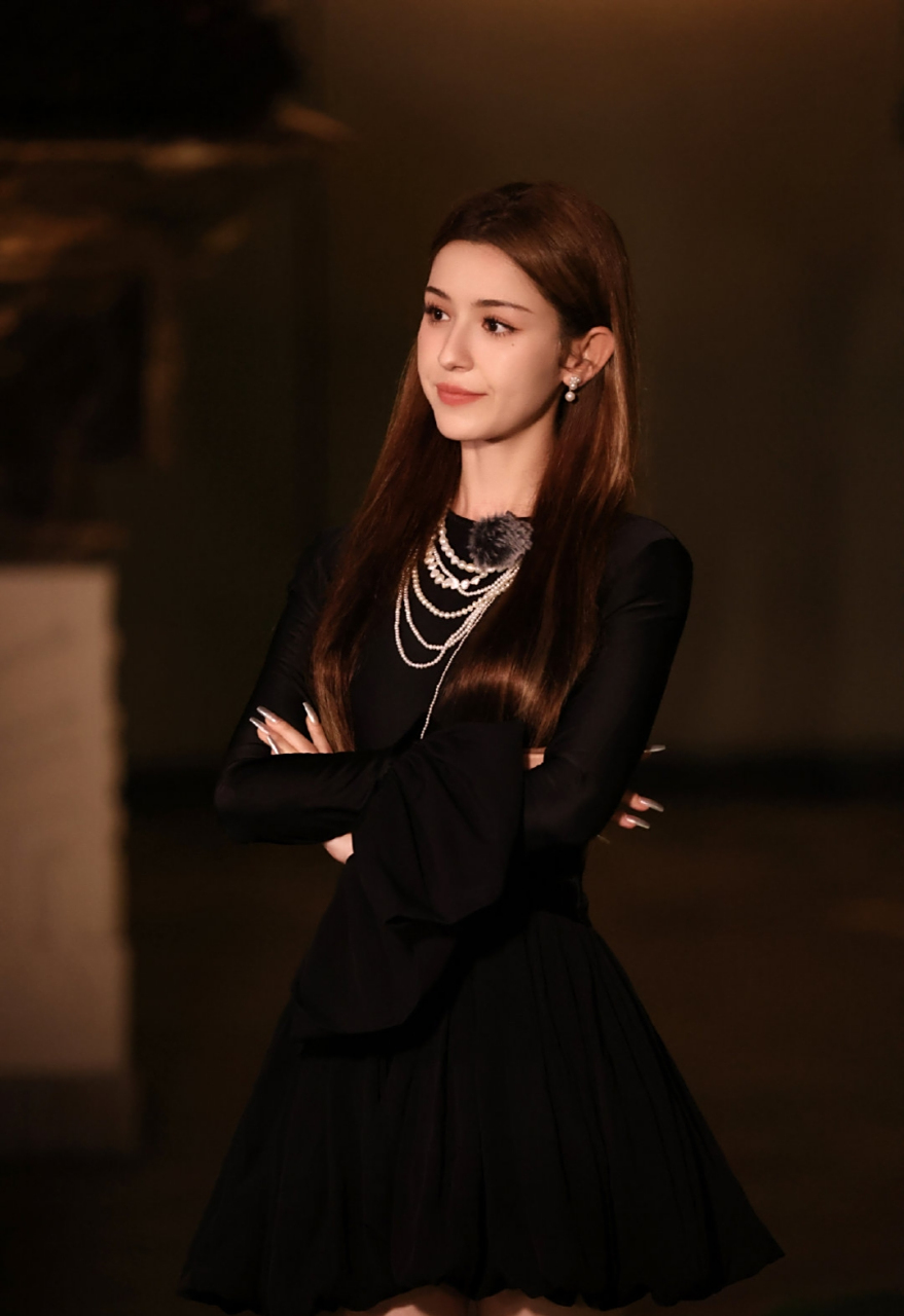 哈妮克孜高清壁纸头像(五十九)[小红花]