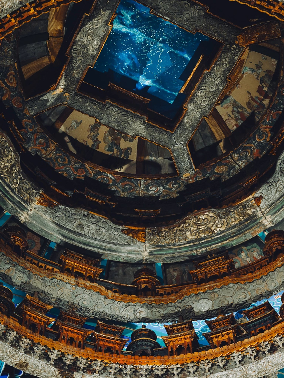 隆福寺藻井特写来了～ #古建筑之美# #中国古代建筑