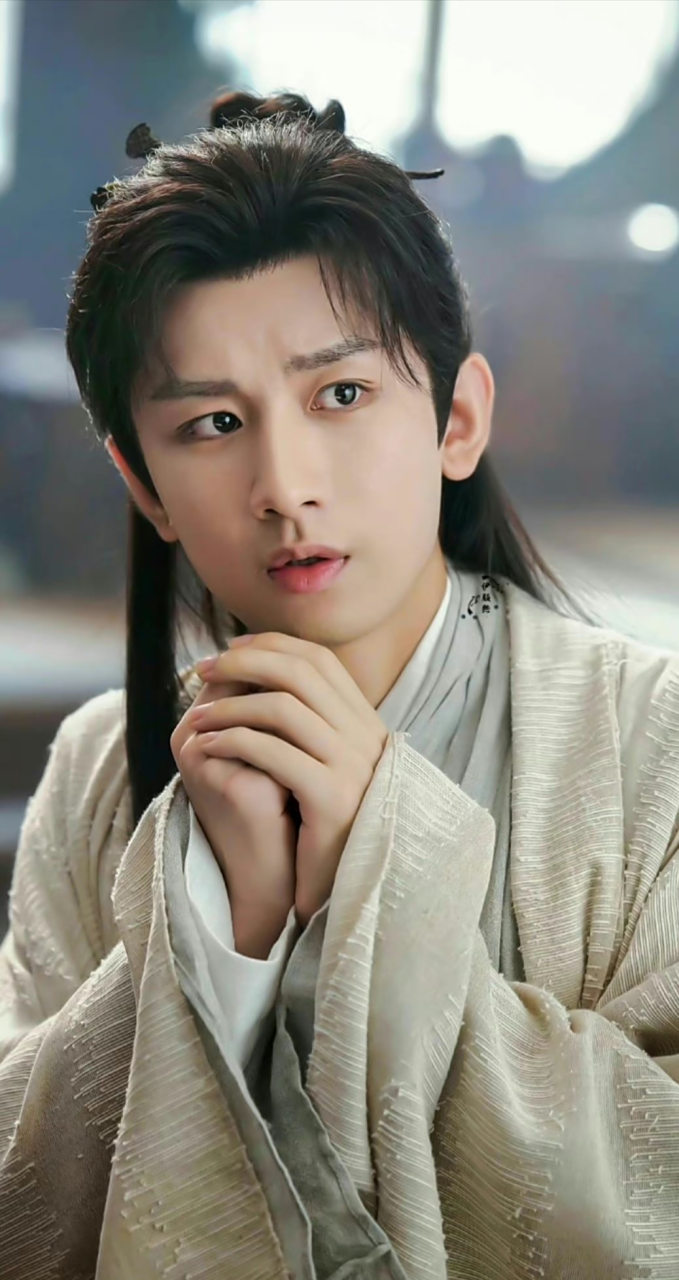 还有个功夫叫月沉西海,是一掌就能把月亮打沉的意思?  中的