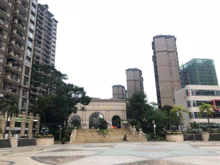 东莞景湖荣郡首次上法拍 地段与品质一身价格还超笋